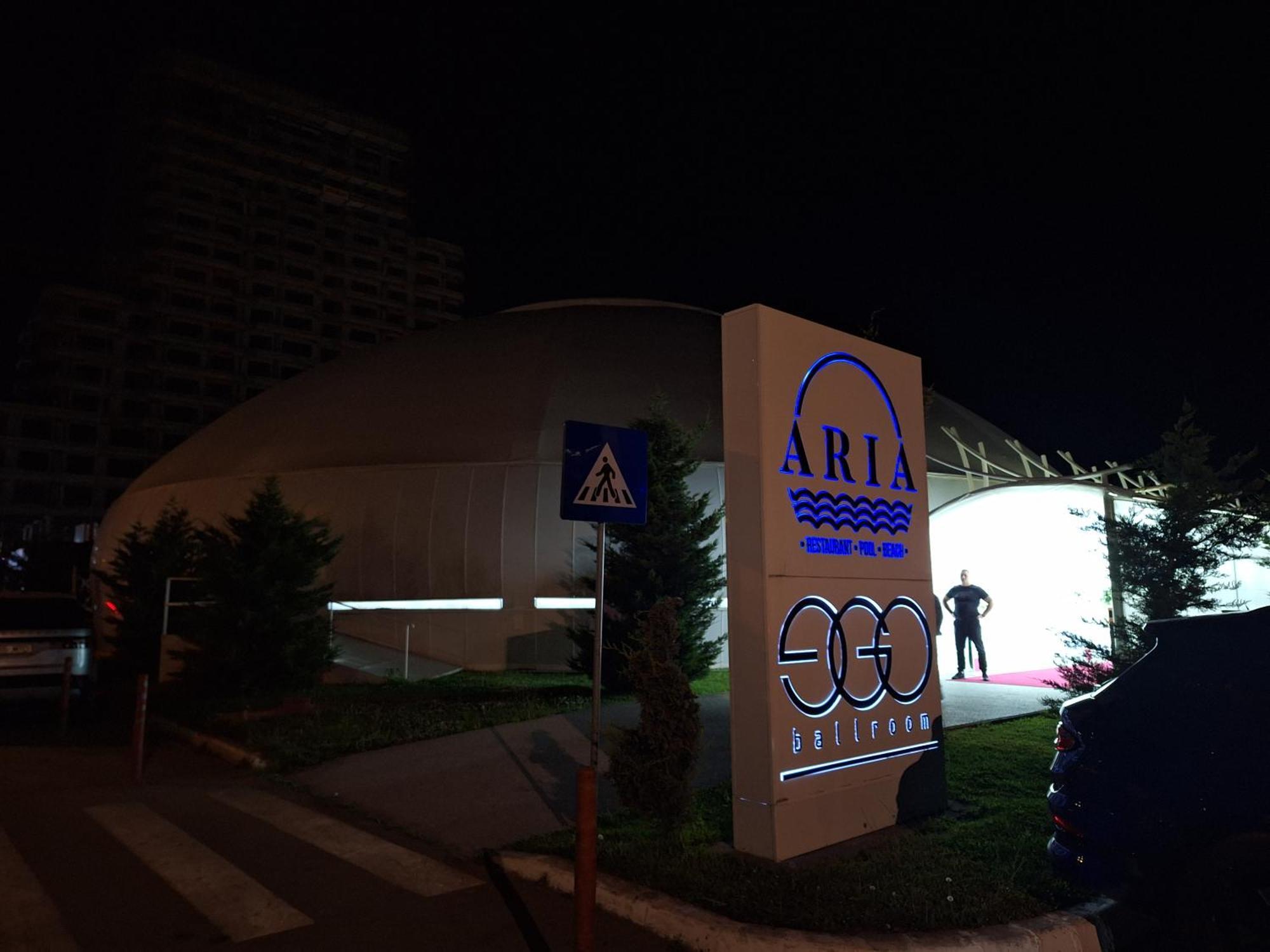 Elysse Sunrise Apartment Mamaia Buitenkant foto