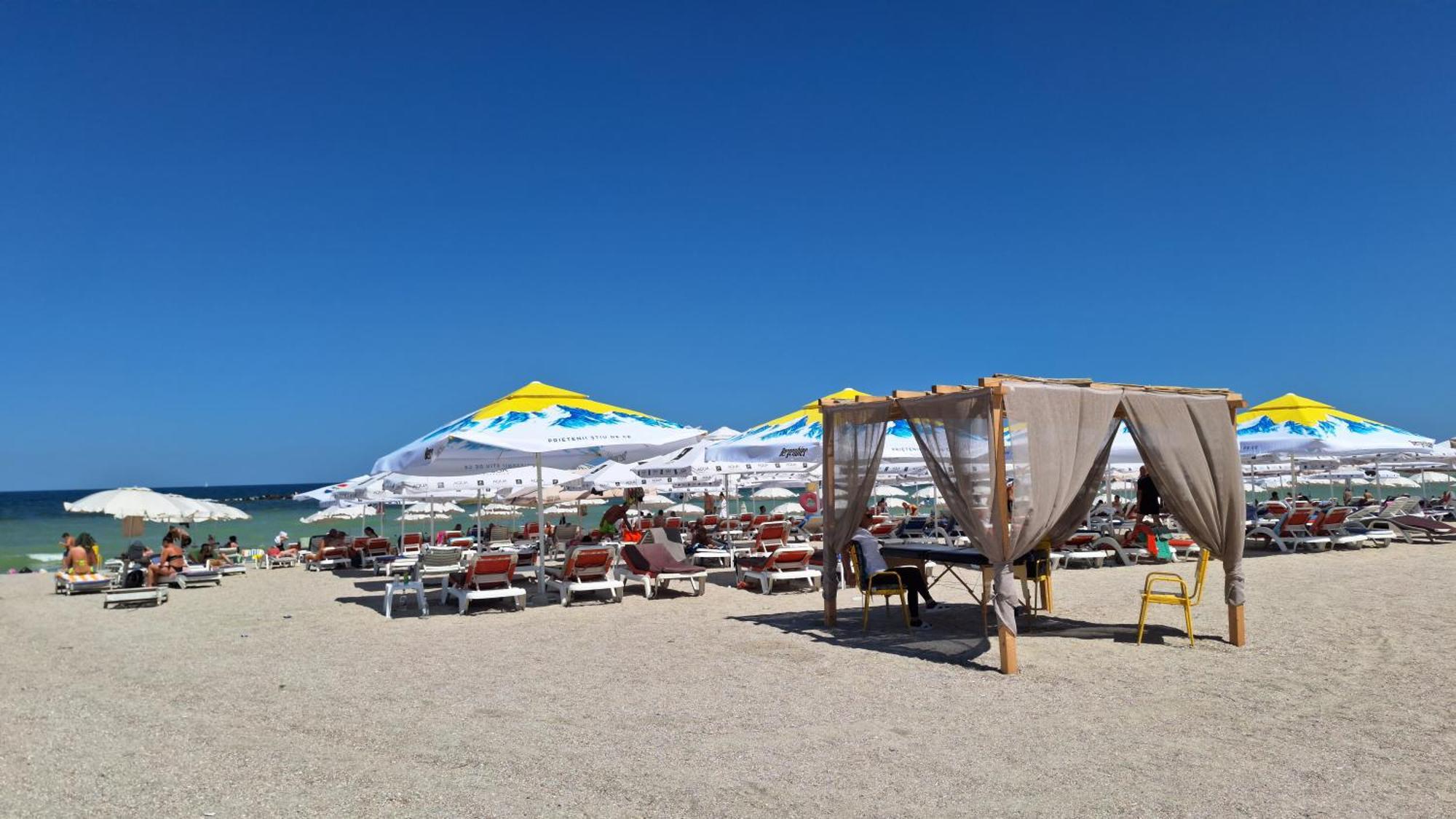Elysse Sunrise Apartment Mamaia Buitenkant foto
